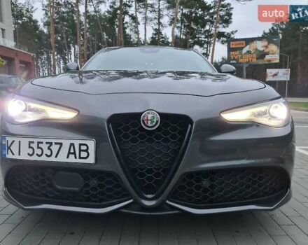 Серый Альфа Ромео Джулия, объемом двигателя 2 л и пробегом 74 тыс. км за 17100 $, фото 9 на Automoto.ua