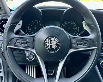 Серый Альфа Ромео Джулия, объемом двигателя 2 л и пробегом 102 тыс. км за 19000 $, фото 16 на Automoto.ua