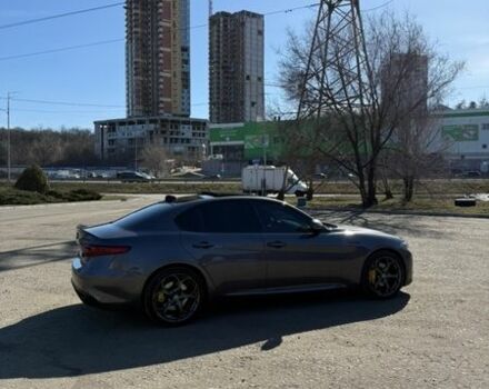 Сірий Альфа Ромео Джулія, об'ємом двигуна 2 л та пробігом 66 тис. км за 19200 $, фото 9 на Automoto.ua