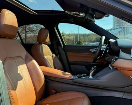 Сірий Альфа Ромео Джулія, об'ємом двигуна 2 л та пробігом 66 тис. км за 19200 $, фото 25 на Automoto.ua