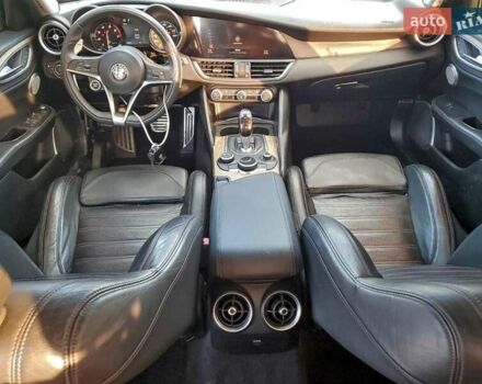 Серый Альфа Ромео Джулия, объемом двигателя 2 л и пробегом 79 тыс. км за 5300 $, фото 7 на Automoto.ua