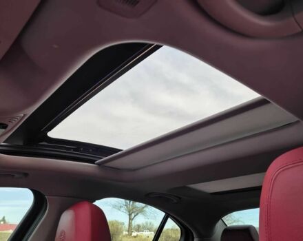 Серый Альфа Ромео Джулия, объемом двигателя 2 л и пробегом 30 тыс. км за 7300 $, фото 11 на Automoto.ua