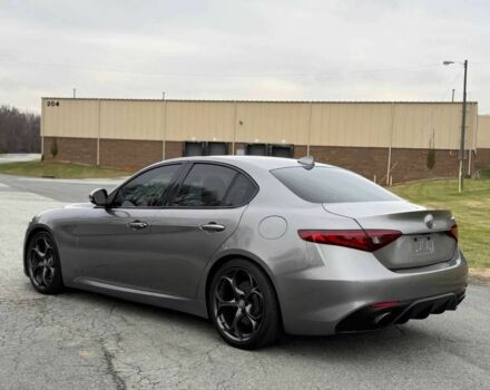 Серый Альфа Ромео Джулия, объемом двигателя 2 л и пробегом 33 тыс. км за 7300 $, фото 4 на Automoto.ua