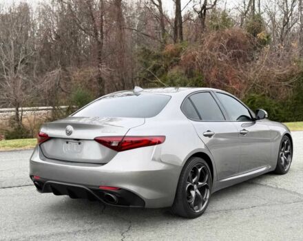 Серый Альфа Ромео Джулия, объемом двигателя 2 л и пробегом 33 тыс. км за 7300 $, фото 6 на Automoto.ua