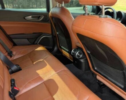 Сірий Альфа Ромео Джулія, об'ємом двигуна 2 л та пробігом 35 тис. км за 5000 $, фото 12 на Automoto.ua