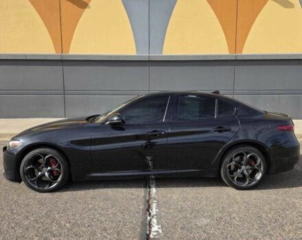 Серый Альфа Ромео Джулия, объемом двигателя 2 л и пробегом 30 тыс. км за 7300 $, фото 3 на Automoto.ua