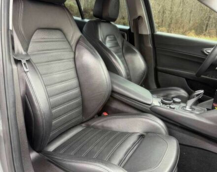 Серый Альфа Ромео Джулия, объемом двигателя 2 л и пробегом 33 тыс. км за 7300 $, фото 8 на Automoto.ua