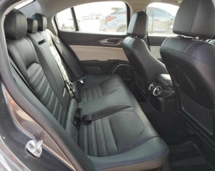 Сірий Альфа Ромео Джулія, об'ємом двигуна 2 л та пробігом 15 тис. км за 5400 $, фото 9 на Automoto.ua