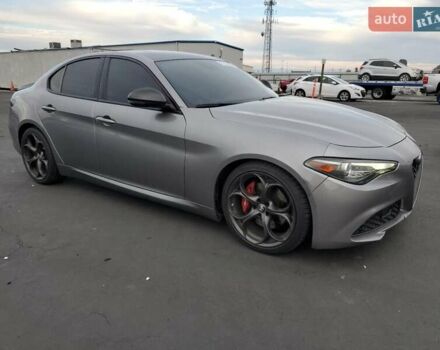 Сірий Альфа Ромео Джулія, об'ємом двигуна 2 л та пробігом 96 тис. км за 6100 $, фото 3 на Automoto.ua