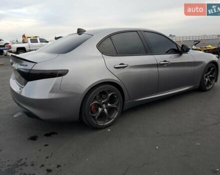 Сірий Альфа Ромео Джулія, об'ємом двигуна 2 л та пробігом 96 тис. км за 6100 $, фото 2 на Automoto.ua