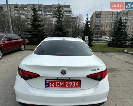 Серый Альфа Ромео Джулия, объемом двигателя 1.98 л и пробегом 203 тыс. км за 19950 $, фото 21 на Automoto.ua