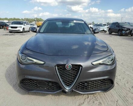 Сірий Альфа Ромео Джулія, об'ємом двигуна 2 л та пробігом 15 тис. км за 5400 $, фото 4 на Automoto.ua