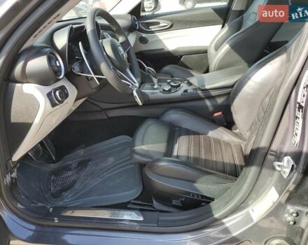 Альфа Ромео Джулия 2019 в Львове на Automoto.ua Серый Альфа Ромео Джулия, объемом двигателя 2 л и пробегом 24 тыс. км за 5620 $, фото 6 на Automoto.ua