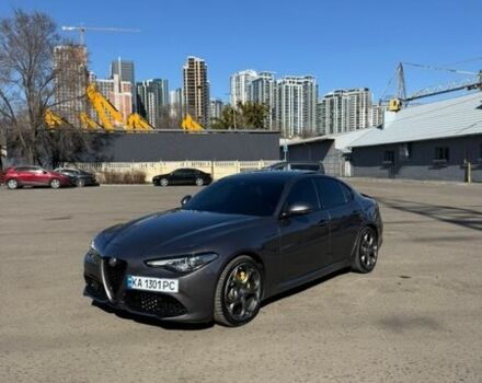 Серый Альфа Ромео Джулия, объемом двигателя 2 л и пробегом 66 тыс. км за 19200 $, фото 1 на Automoto.ua