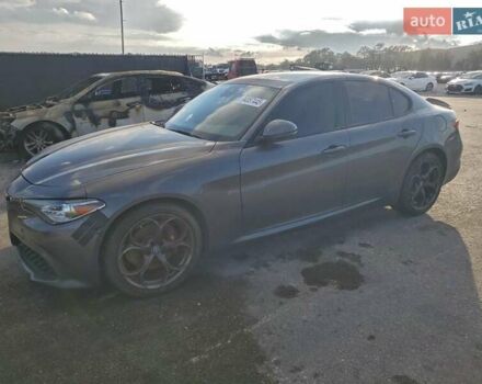 Серый Альфа Ромео Джулия, объемом двигателя 2 л и пробегом 79 тыс. км за 5300 $, фото 1 на Automoto.ua