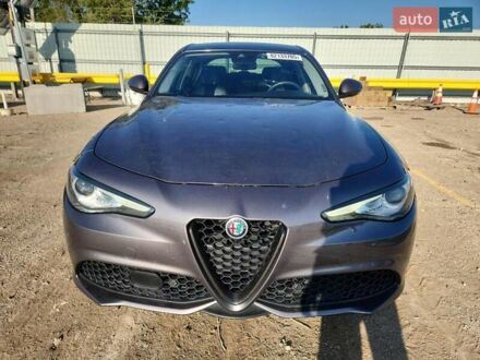 Сірий Альфа Ромео Джулія, об'ємом двигуна 2 л та пробігом 50 тис. км за 5700 $, фото 1 на Automoto.ua