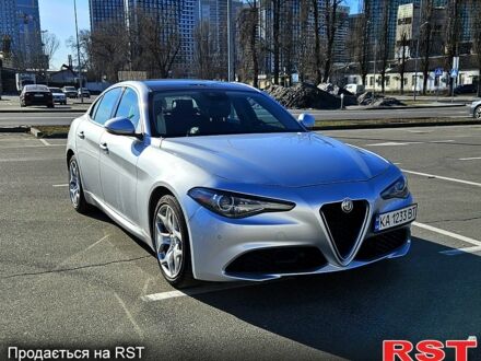 Серый Альфа Ромео Джулия, объемом двигателя 2 л и пробегом 66 тыс. км за 21500 $, фото 1 на Automoto.ua