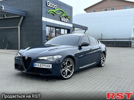 Серый Альфа Ромео Джулия, объемом двигателя 2 л и пробегом 77 тыс. км за 25000 $, фото 1 на Automoto.ua