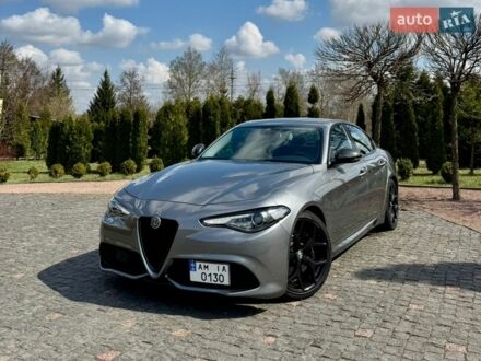 Серый Альфа Ромео Джулия, объемом двигателя 2 л и пробегом 55 тыс. км за 20999 $, фото 1 на Automoto.ua
