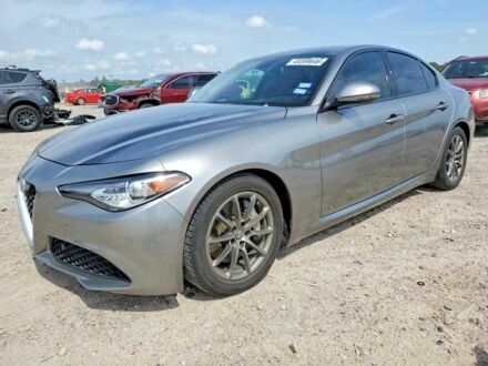 Серый Альфа Ромео Джулия, объемом двигателя 2 л и пробегом 43 тыс. км за 3700 $, фото 1 на Automoto.ua