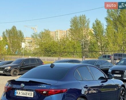 Синий Альфа Ромео Джулия, объемом двигателя 2 л и пробегом 91 тыс. км за 20300 $, фото 3 на Automoto.ua