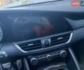 Синий Альфа Ромео Джулия, объемом двигателя 2 л и пробегом 119 тыс. км за 15800 $, фото 7 на Automoto.ua