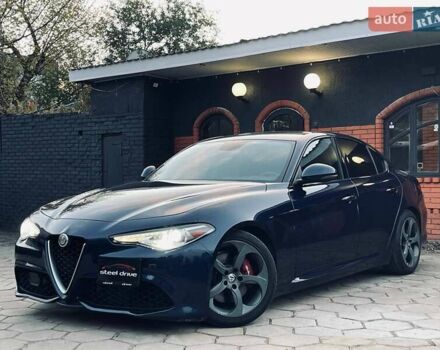 Синій Альфа Ромео Джулія, об'ємом двигуна 2 л та пробігом 122 тис. км за 16999 $, фото 2 на Automoto.ua