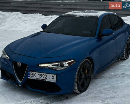 Синій Альфа Ромео Джулія, об'ємом двигуна 2 л та пробігом 128 тис. км за 20999 $, фото 6 на Automoto.ua