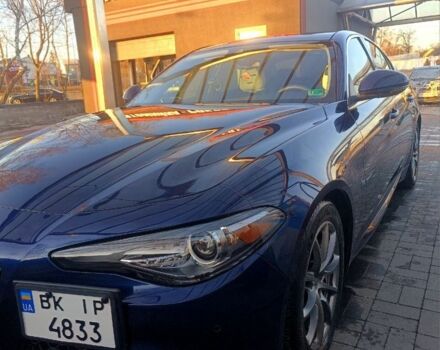 Синій Альфа Ромео Джулія, об'ємом двигуна 2 л та пробігом 117 тис. км за 18500 $, фото 1 на Automoto.ua