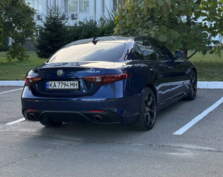 Синий Альфа Ромео Джулия, объемом двигателя 2 л и пробегом 123 тыс. км за 24900 $, фото 10 на Automoto.ua