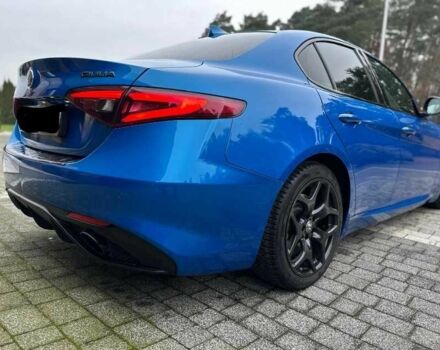 Синий Альфа Ромео Джулия, объемом двигателя 2 л и пробегом 65 тыс. км за 12300 $, фото 6 на Automoto.ua