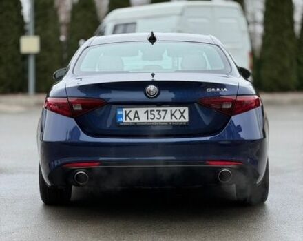 Синій Альфа Ромео Джулія, об'ємом двигуна 2 л та пробігом 79 тис. км за 17500 $, фото 5 на Automoto.ua