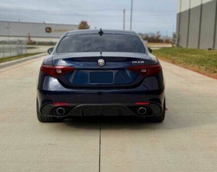 Синий Альфа Ромео Джулия, объемом двигателя 2 л и пробегом 32 тыс. км за 14000 $, фото 4 на Automoto.ua