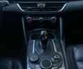 Синий Альфа Ромео Джулия, объемом двигателя 2 л и пробегом 177 тыс. км за 10699 $, фото 20 на Automoto.ua