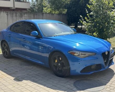 Синій Альфа Ромео Джулія, об'ємом двигуна 2 л та пробігом 163 тис. км за 11026 $, фото 3 на Automoto.ua