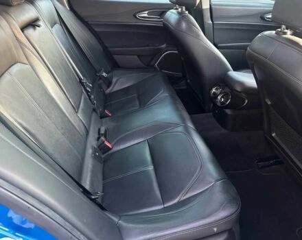 Синій Альфа Ромео Джулія, об'ємом двигуна 2 л та пробігом 34 тис. км за 5000 $, фото 11 на Automoto.ua