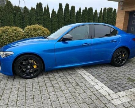 Синий Альфа Ромео Джулия, объемом двигателя 2 л и пробегом 65 тыс. км за 12300 $, фото 3 на Automoto.ua