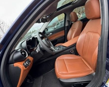 Синій Альфа Ромео Джулія, об'ємом двигуна 2 л та пробігом 79 тис. км за 17500 $, фото 8 на Automoto.ua