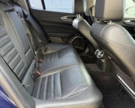 Синий Альфа Ромео Джулия, объемом двигателя 2 л и пробегом 32 тыс. км за 14000 $, фото 9 на Automoto.ua