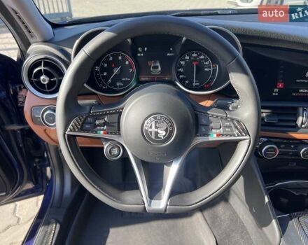 Синій Альфа Ромео Джулія, об'ємом двигуна 2 л та пробігом 186 тис. км за 16890 $, фото 17 на Automoto.ua