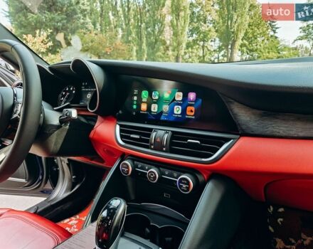 Синій Альфа Ромео Джулія, об'ємом двигуна 2 л та пробігом 98 тис. км за 16300 $, фото 15 на Automoto.ua