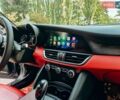 Синій Альфа Ромео Джулія, об'ємом двигуна 2 л та пробігом 98 тис. км за 16300 $, фото 15 на Automoto.ua