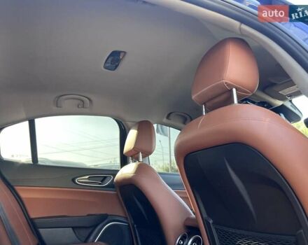 Синий Альфа Ромео Джулия, объемом двигателя 2 л и пробегом 186 тыс. км за 18490 $, фото 35 на Automoto.ua