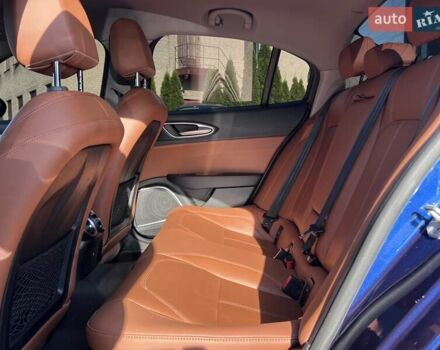 Синий Альфа Ромео Джулия, объемом двигателя 2 л и пробегом 186 тыс. км за 18490 $, фото 37 на Automoto.ua