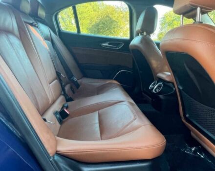 Синий Альфа Ромео Джулия, объемом двигателя 2 л и пробегом 44 тыс. км за 7300 $, фото 9 на Automoto.ua