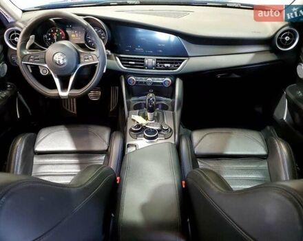Синій Альфа Ромео Джулія, об'ємом двигуна 2 л та пробігом 61 тис. км за 5000 $, фото 7 на Automoto.ua