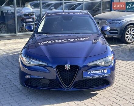 Синій Альфа Ромео Джулія, об'ємом двигуна 2 л та пробігом 186 тис. км за 16890 $, фото 4 на Automoto.ua