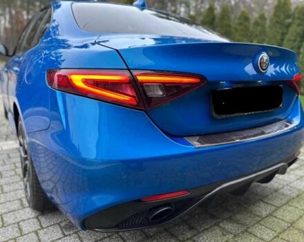 Синий Альфа Ромео Джулия, объемом двигателя 2 л и пробегом 65 тыс. км за 12300 $, фото 5 на Automoto.ua