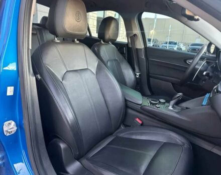 Синій Альфа Ромео Джулія, об'ємом двигуна 2 л та пробігом 34 тис. км за 5000 $, фото 7 на Automoto.ua