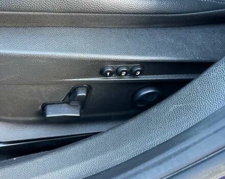 Синій Альфа Ромео Джулія, об'ємом двигуна 2 л та пробігом 32 тис. км за 23800 $, фото 14 на Automoto.ua